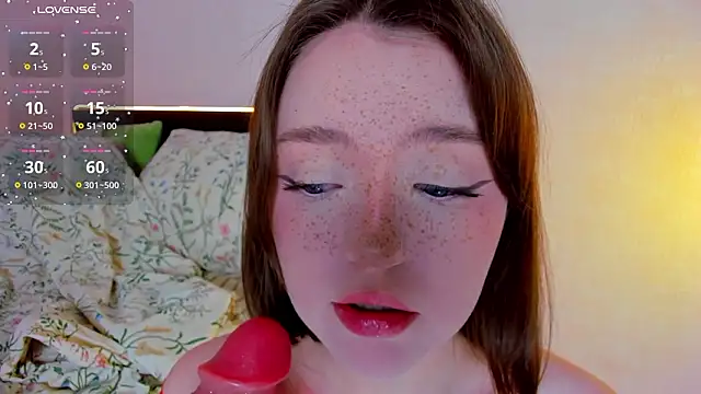 lexxxxxxi online show from March 4, 6:15 pm