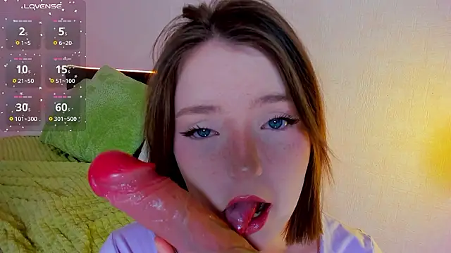 lexxxxxxi online show from February 8, 6:49 pm