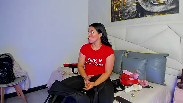 Sofi Perez  online show from December 2, 11:12 am