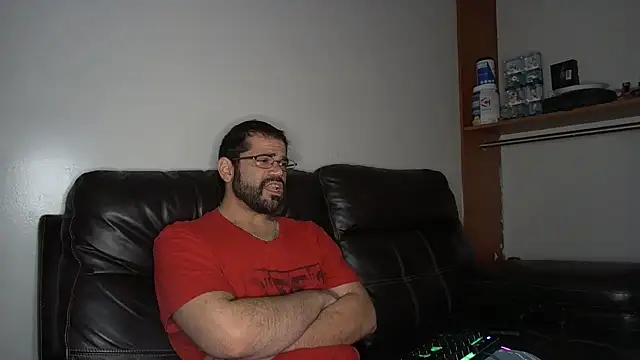 Zander823 online show from March 18, 4:04 am