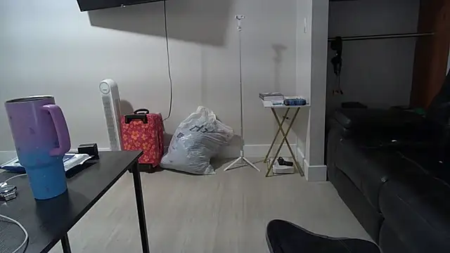 Zander823 online show from March 20, 10:22 pm