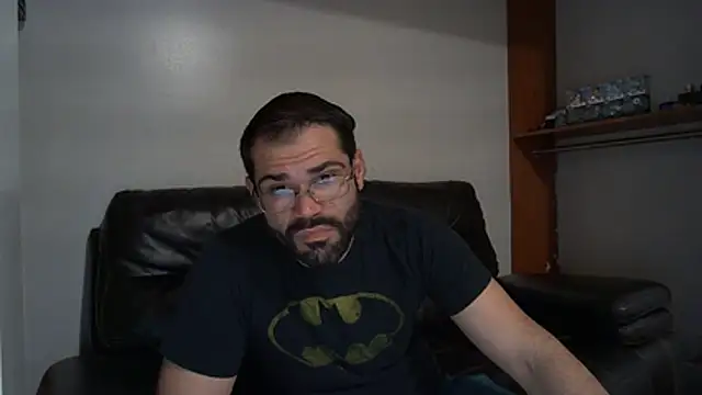 Zander823 online show from March 10, 2:15 am