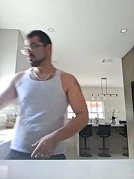 Zander823 online show from February 11, 3:23 pm