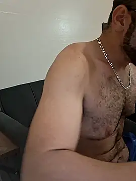 Zander823 online show from February 9, 2:09 am