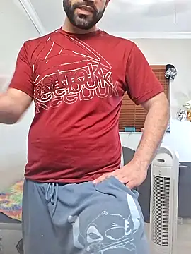 Zander823 online show from March 9, 9:02 am