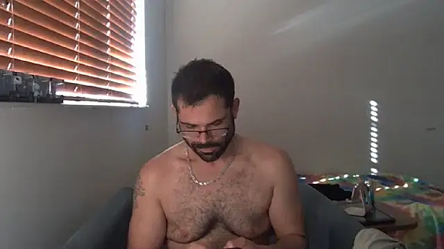 Zander823 online show from February 28, 1:55 pm