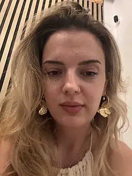 Snapshot of LexyGold chatting on October 23, 3:00 pm LexyGold online show from October 23, 3:00 pm