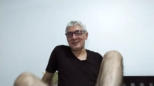 Snapshot of BIGUNCUTHARDCOCK chatting on February 22, 2:08 pm BIGUNCUTHARDCOCK online show from February 22, 2:08 pm