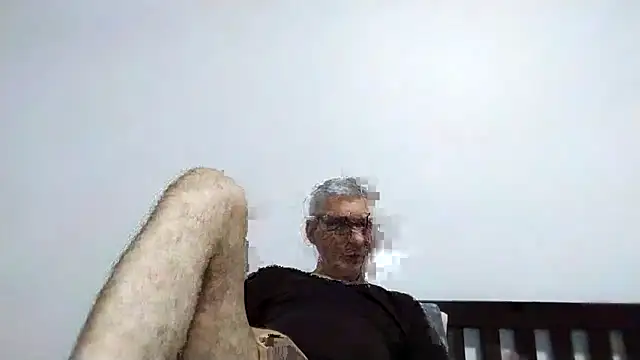 BIGUNCUTHARDCOCK online show from March 6, 1:39 pm