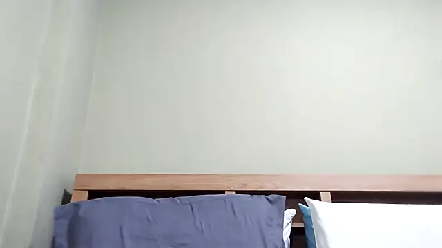 Snapshot of BIGUNCUTHARDCOCK chatting on November 22, 1:37 am BIGUNCUTHARDCOCK online show from November 22, 1:37 am