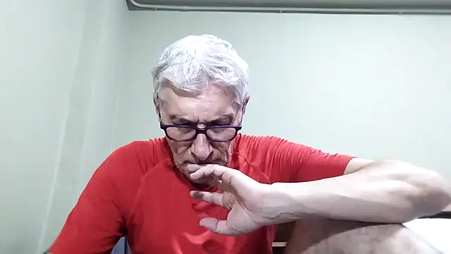 Snapshot of BIGUNCUTHARDCOCK chatting on November 14, 12:42 pm BIGUNCUTHARDCOCK online show from November 14, 12:42 pm