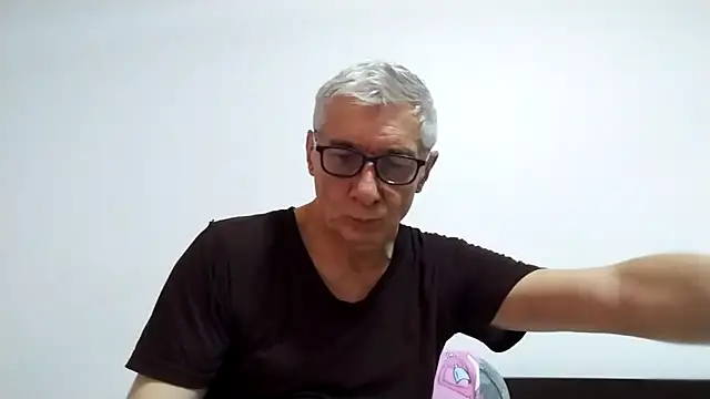 BIGUNCUTHARDCOCK online show from March 30, 4:03 am