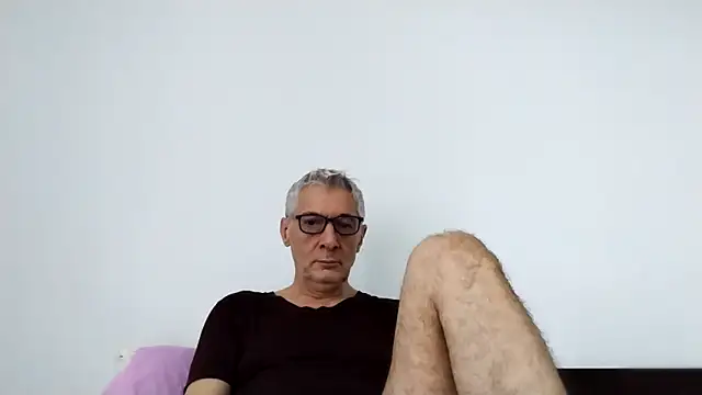 BIGUNCUTHARDCOCK online show from May 5, 1:19 am