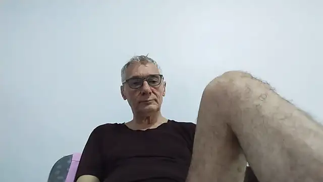 BIGUNCUTHARDCOCK online show from June 1, 12:00 am