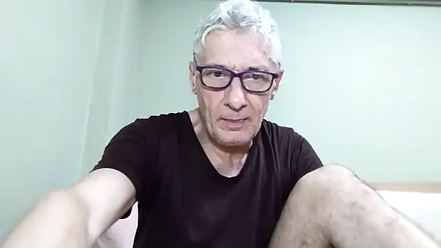 BIGUNCUTHARDCOCK online show from December 18, 1:22 am