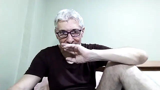 Snapshot of BIGUNCUTHARDCOCK chatting on October 29, 12:59 pm BIGUNCUTHARDCOCK online show from October 29, 12:59 pm