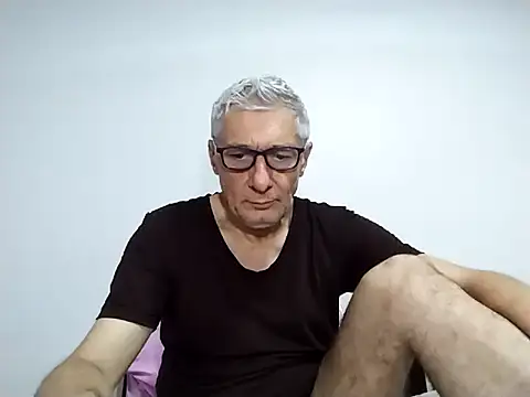 BIGUNCUTHARDCOCK online show from March 29, 3:08 am