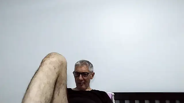 BIGUNCUTHARDCOCK online show from April 26, 1:41 pm