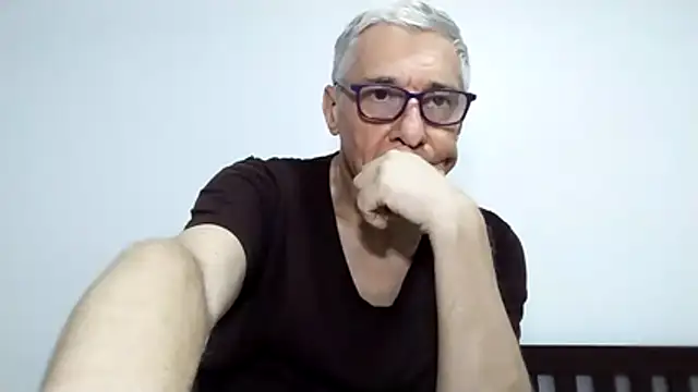 BIGUNCUTHARDCOCK online show from March 22, 1:23 pm