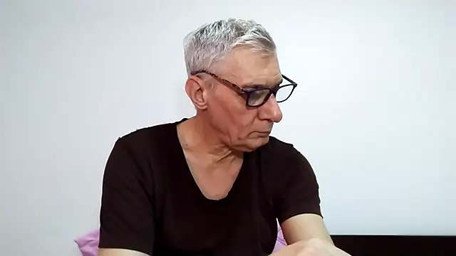 BIGUNCUTHARDCOCK online show from March 23, 1:28 am