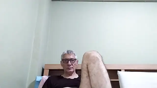 BIGUNCUTHARDCOCK online show from December 23, 2:22 am