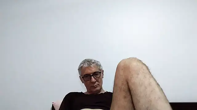 Snapshot of BIGUNCUTHARDCOCK chatting on February 25, 2:34 am BIGUNCUTHARDCOCK online show from February 25, 2:34 am