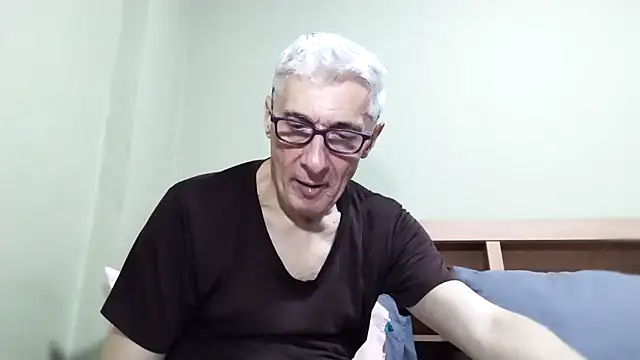 Snapshot of BIGUNCUTHARDCOCK chatting on October 10, 2:51 pm BIGUNCUTHARDCOCK online show from October 10, 2:51 pm