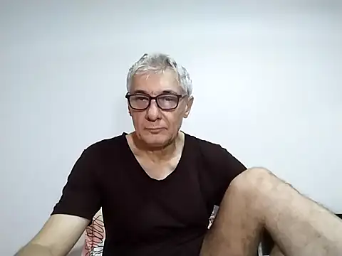 Snapshot of BIGUNCUTHARDCOCK chatting on February 22, 2:03 am BIGUNCUTHARDCOCK online show from February 22, 2:03 am