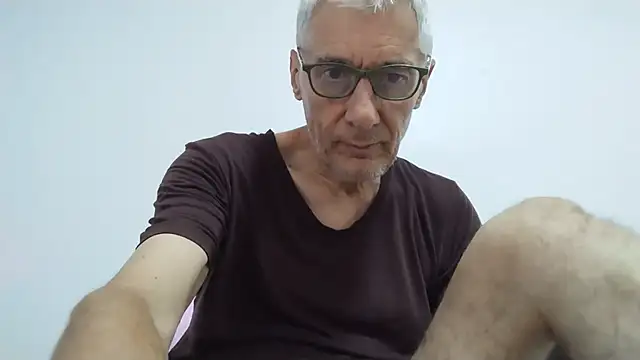 Snapshot of BIGUNCUTHARDCOCK chatting on July 8, 12:03 am BIGUNCUTHARDCOCK online show from July 8, 12:03 am