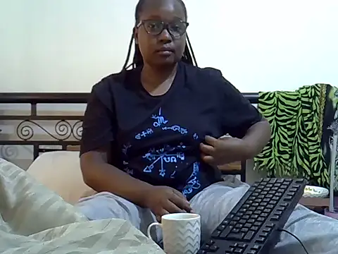 Giannah01 online show from October 22, 12:26 pm