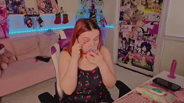 Unholy Lady online show from December 21, 6:15 am