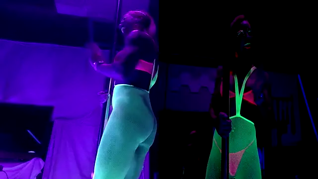 MadisonMarie online show from January 1, 9:49 am