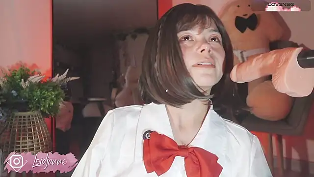 loIijanne online show from April 5, 11:44 pm