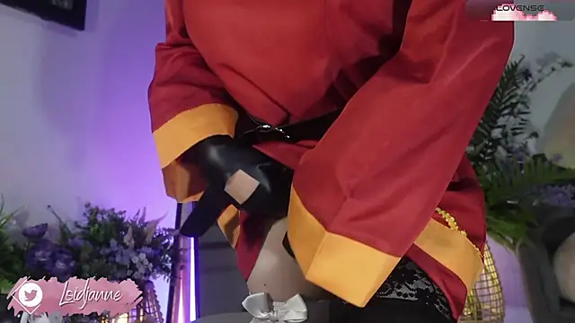 loIijanne online show from April 28, 11:09 pm