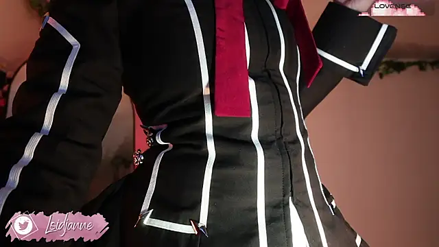 loIijanne online show from November 6, 12:14 am