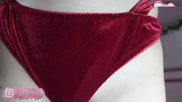 loIijanne online show from February 26, 12:21 am