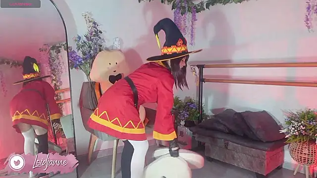 loIijanne online show from March 11, 11:54 pm