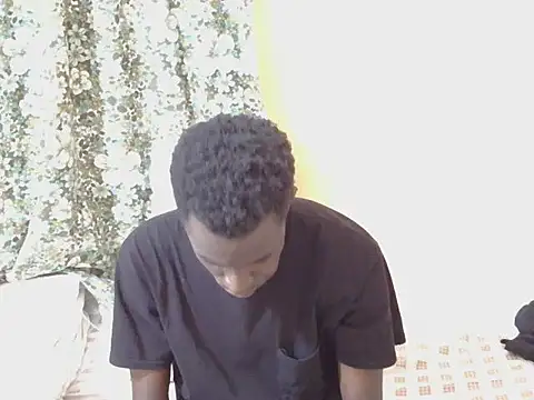 Snapshot of large_blackdick chatting on November 16, 3:28 pm large blackdick online show from November 16, 3:28 pm