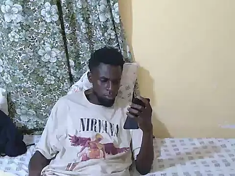 Snapshot of large_blackdick chatting on September 11, 7:36 pm large blackdick online show from September 11, 7:36 pm