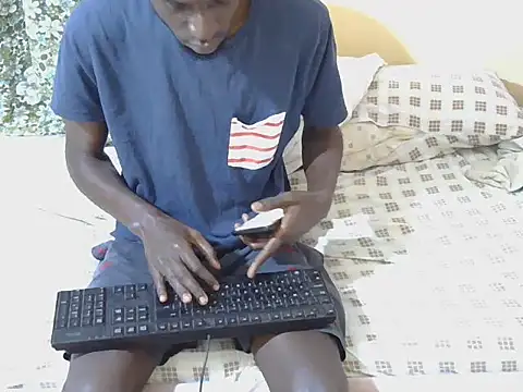 Snapshot of large_blackdick chatting on October 11, 5:47 pm large blackdick online show from October 11, 5:47 pm