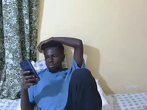 Snapshot of large_blackdick chatting on October 9, 3:34 pm large blackdick online show from October 9, 3:34 pm