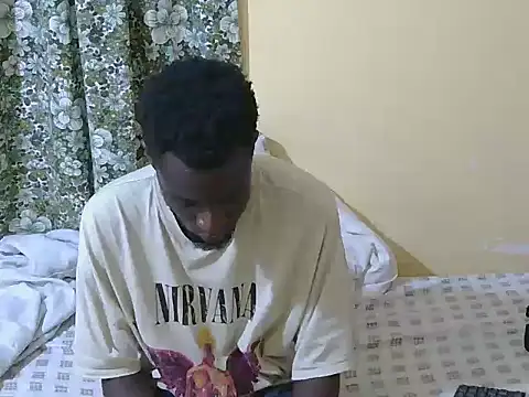 Snapshot of large_blackdick chatting on October 26, 6:08 pm large blackdick online show from October 26, 6:08 pm