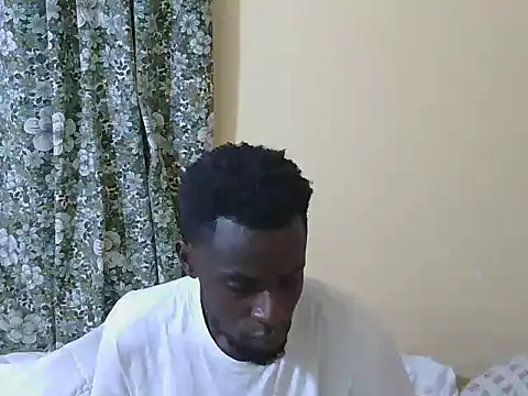 Snapshot of large_blackdick chatting on November 5, 5:27 pm large blackdick online show from November 5, 5:27 pm