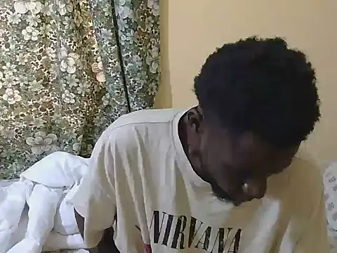 Snapshot of large_blackdick chatting on September 15, 1:00 pm large blackdick online show from September 15, 1:00 pm