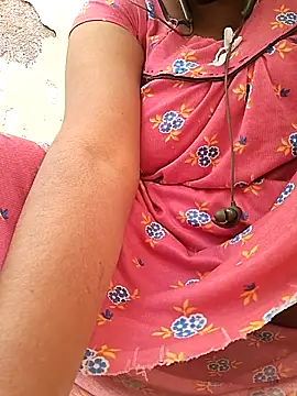 Love Winss online show from December 14, 8:09 am