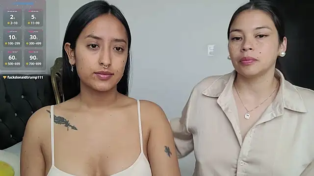 Snapshot of 2SummerLove1 chatting on December 9, 3:22 pm 2SummerLove1 online show from December 9, 3:22 pm