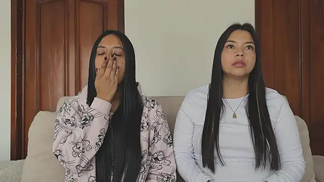 2SummerLove1 online show from October 30, 2:25 pm