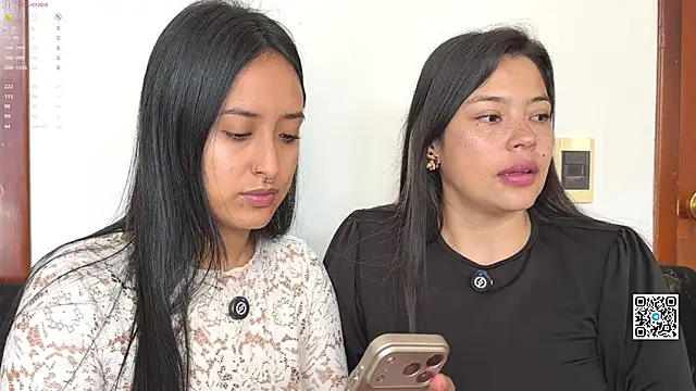 2SummerLove1 online show from March 22, 3:46 pm