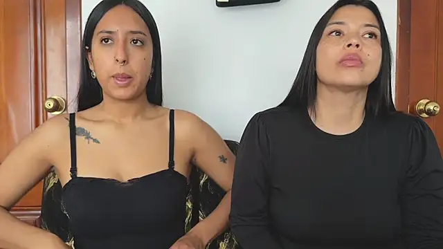 2SummerLove1 online show from November 14, 4:10 pm