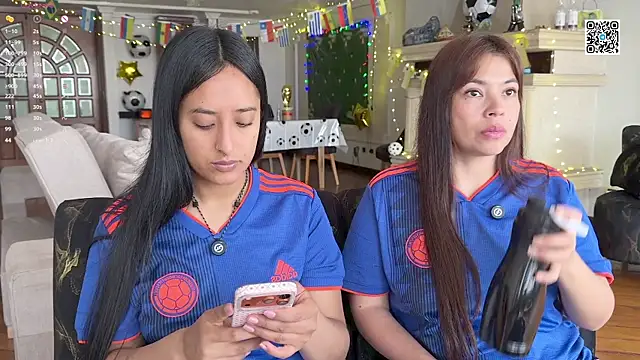 2SummerLove1 online show from June 20, 2:22 pm